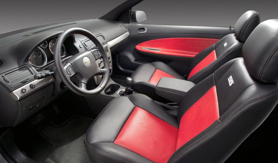  Chevrolet Cobalt SS Supercharged Coupe 2005 года  (фото 23 из 36)